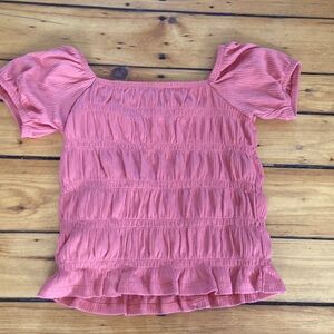 Girls coral used old navy top in size 12
